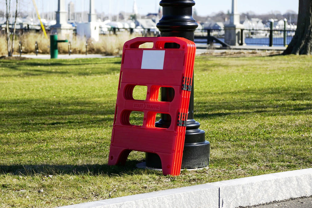 Manhole Guard - Heavy Duty Folding 4 Gate Barricade Rail System