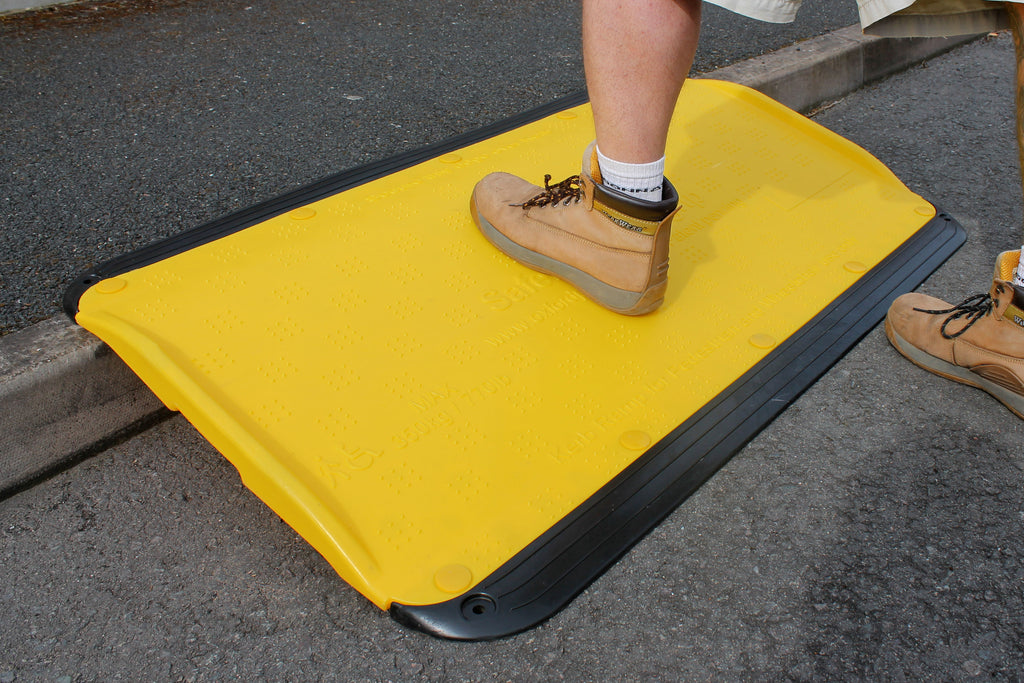 Safe Curb SupaGrip - Pedestrian & Wheelchair Curb Ramp
