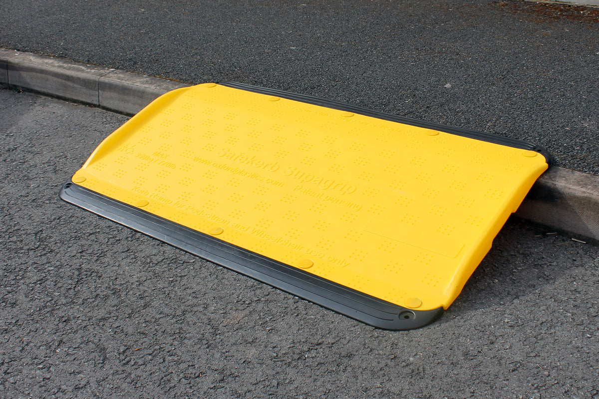 Safe Curb SupaGrip - Pedestrian & Wheelchair Curb Ramp