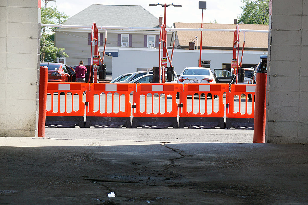 Pedestrian Longitudinal Channelizing Device Wonderwall Barrier