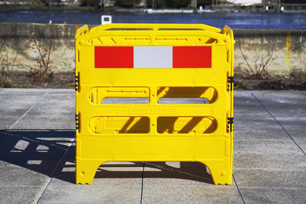 Manhole Guard - Heavy Duty Folding 4 Gate Barricade Rail System