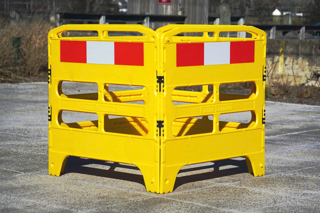 Manhole Guard - Heavy Duty Folding 4 Gate Barricade Rail System