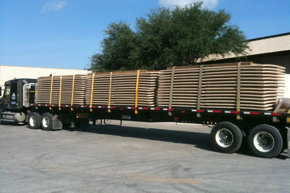 Truck carrying MegaDeck HD mats