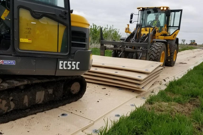 Megadeck Mats being used at a construction site