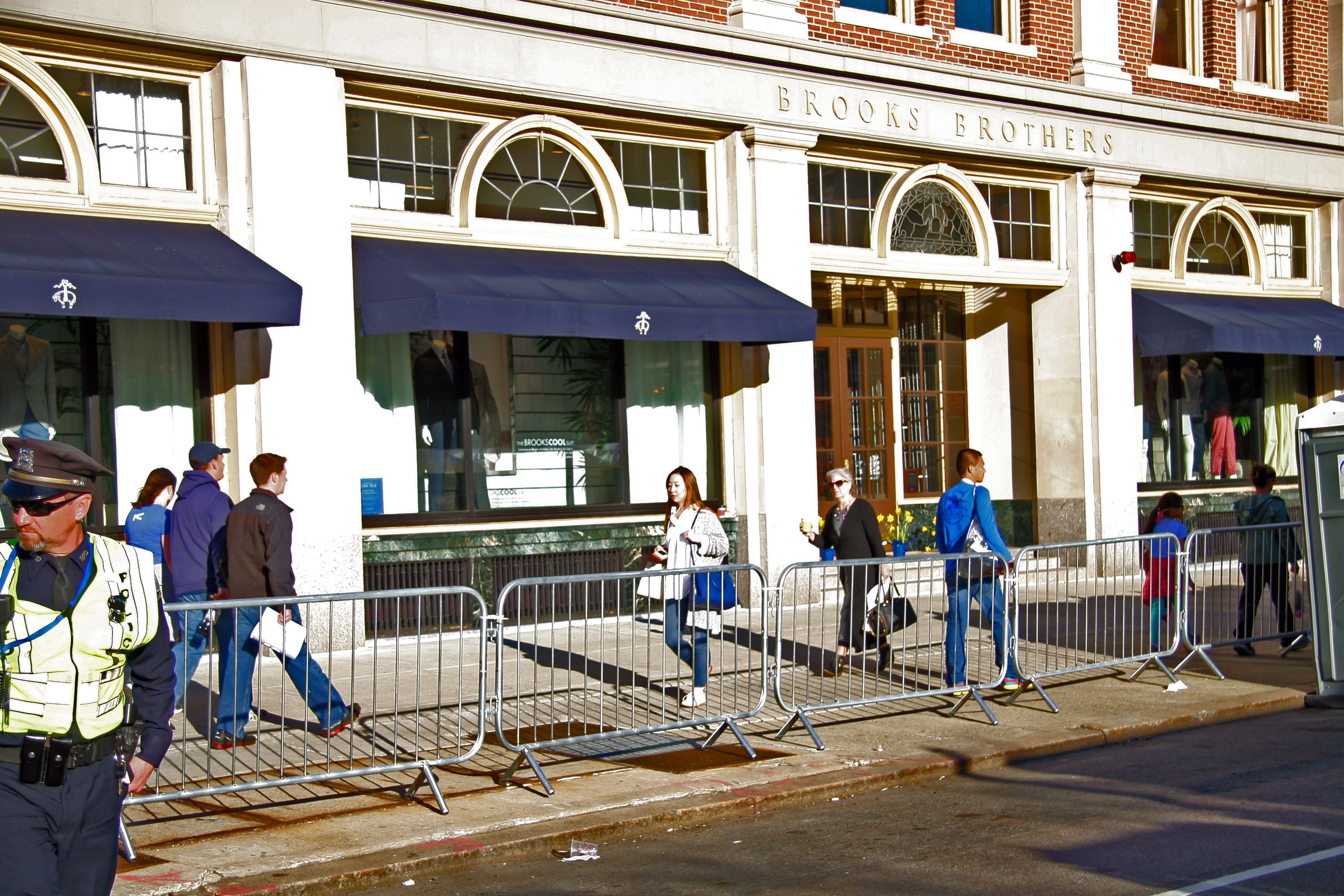 The Start Barricade Plastic Crowd Control Barrier